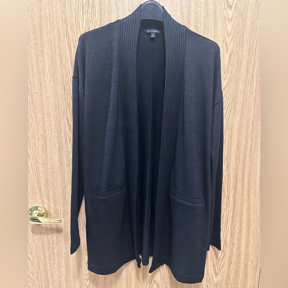 New Banana Republic Black Pocket Casual Cardigan Sweater Women’s M